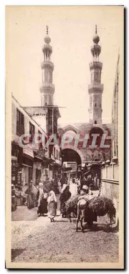 Le Caire — Un coin de la Ville Arabe — Near City Gate — LL