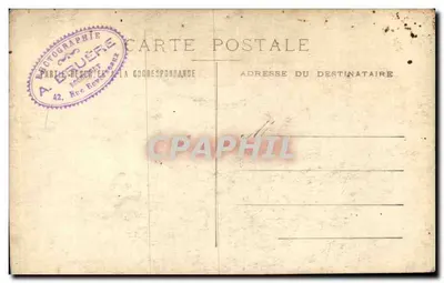 Uomo muscoloso in abito sportivo — posa da boxe — A. Gruère, 42, Rue Ronsard, Épinal — Verso