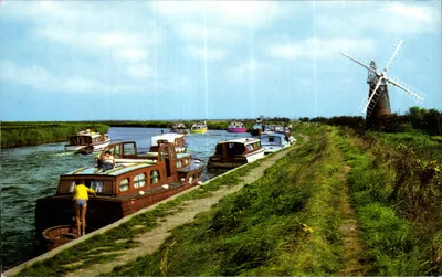 O canal do rio Bure em Stracey Arms — Norfolk Broads — n° PT13614