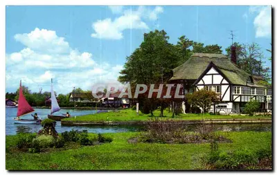 O rio Bure em Wroxham — Norfolk Broads — editor PT13801