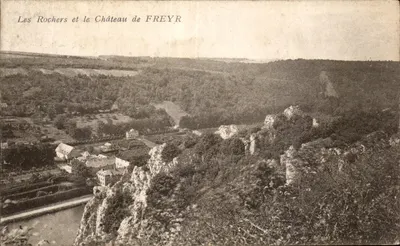 Les Rochers e o Castelo de FREYR — vista panorâmica — editor desconhecido