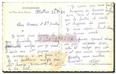 Sigmaringen — Praça da Prefeitura — Foto da reprodução da praça com fonte e edifícios com colunas de madeira — Verso