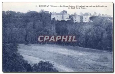 Lusignan (Vienne) — O Velho Castelo Méluisin e as pradarias de Vauchiron às margens da Vonne