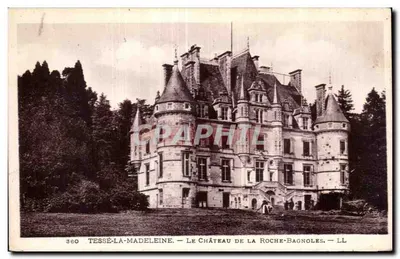 Tessé-la-Madeleine — O Castelo de La Roche-Bagnoles — LL