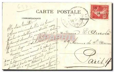 Royat-les-Bains — Wioska zdominowana przez swoją zamurowaną świątynię — W tle, Puy-de-Dôme. E.A. — Rewers