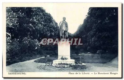 Sarrebourg — Place de la Liberté — O Monument Mangin