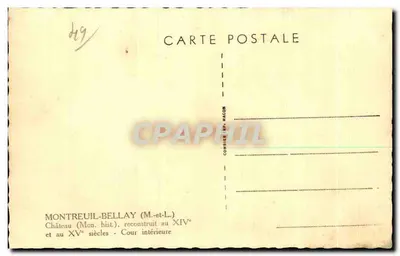 Montreuil-Bellay — Castelo (Mon. hist.), reconstruído no XIV e no XV séculos — Pátio interno — Combier & Macon — Verso