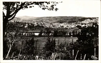 Souillac (Lot) — Vista geral de Souillac e a Dordogne — editor Caim