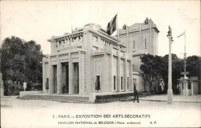 Paris — Exposition des Arts Décoratifs — Pavillon National de Belgique (Horta, architecte) — A.P.