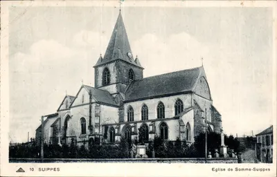 Kościół w Somme-Suippes — widok budynku religijnego — wydawca 'Les Arts Photomécaniques' n°10