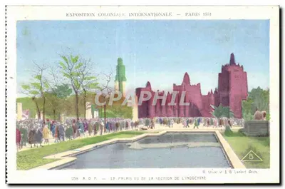 Exposition Coloniale Internationale — Paris 1931 — Le Palais vu de la Section de l'Indochine — G. Ullier & Lamber! Arch.