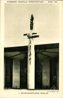 Section Métropolitaine — Exposition Coloniale Internationale — Paris 1931