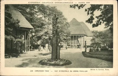 Cameroun Togo — Vue d'ensemble du Grand Pavillon — Exposition Coloniale Internationale Paris 1934 — Boileau & Carrière, Archs.