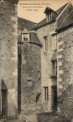 Villedieu-les-Poêles (Manche) — Cour des Trois-Rois e Vieille Tour — Edit. Sorel, Rennes