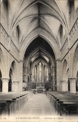 La Haye-du-Puits — Interior da Igreja — N.D. Lug. n°14