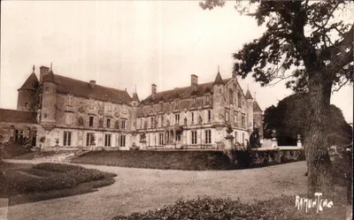 Castelo de Terre-Neuve — Fontenay-le-Comte — Edições Artísticas Raymond Bergevin