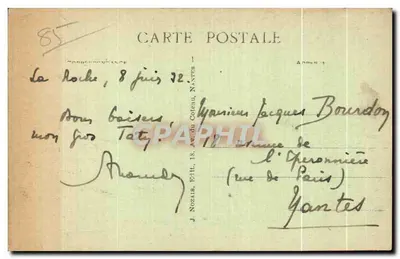 Luçon (Vendée) — La Place Belle-Croix et la Cathédrale — Verso