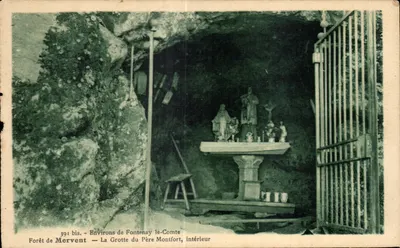 Floresta de Mervent — A Gruta do Padre Montfort, interior — Fototipia Jehly-Mortagne