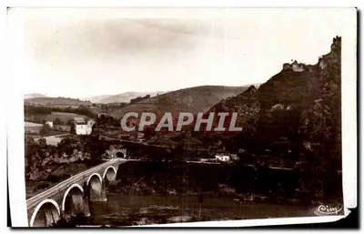 Ambialet — Velho Castelo e o Café da Vale — Phot. Cim