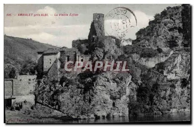 Ambialet perto de Albi — A Velha Igreja — Foto Pours Albi