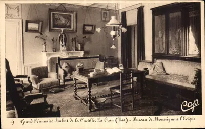 Grand Seminário Aubert de la Castulle, La Crau (Var) — Escritório do Monsenhor o Bispo