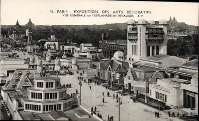 Paris - Exposition des Arts Décoratifs - Vue générale sur l'Esplanade des Invalides