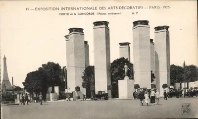 Porte de la Concorde — Exposition Internationale des Arts Décoratifs — Paris 1925 — Patout architecte