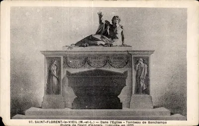 Saint-Florent-le-Vieil (M.-et-L.) — Tombeau de Bonchamps — Œuvre de David d'Angers, exécutée en 1822