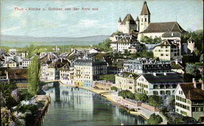 Bilhete postal antigo Igreja e Castelo de Thun visto da Aare