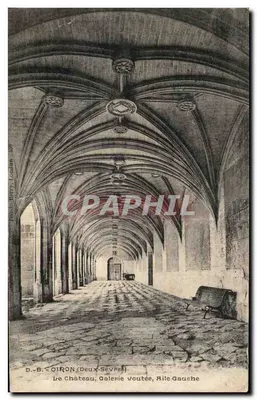 Oiron (Deux-Sèvres) — O Castelo, Galeria Arqueada, Ala Esquerda — D.B. (editora)