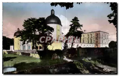 Castelo de Oiron — Conjunto do século XVI — Combier (S.-et-L.)