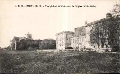 Oiron (D.-S.) — Vista geral do Castelo e da Igreja (Século XVI) — Dunan-Berry