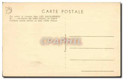 Fachada com telhas avermelhadas — Les Deux-Sèvres — editor Cim — Verso