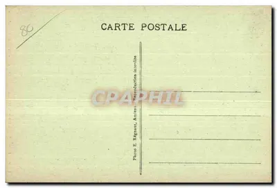 Wnętrze kaplicy — Absydę i ołtarz — Amiens, E. Régnant — Rewers