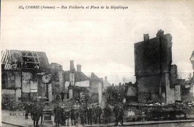 Corbie (Somme) — Rue Faidherbe e Praça da República — Edit. C. Lalaland
