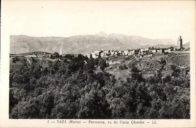 Taza (Marrocos) — Panorama visto do Campo Girardot — LL