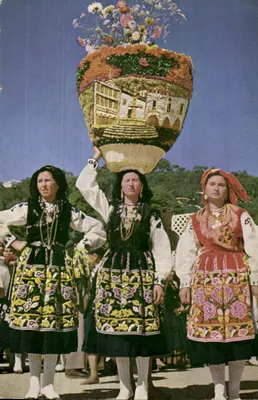 Festa dos trajes regionais — Portugal — Ed. PANORAMAS, Lisboa, n° P16