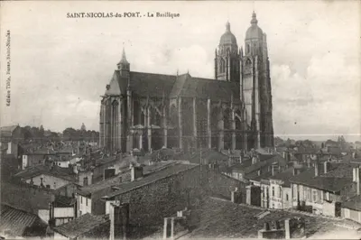 SAINT-NICOLAS-du-PORT - A Basílica — Edição Tible, Bazar