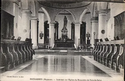 Entrammes (Mayenne) — Interior da Igreja do Mosteiro de Port-du-Salut — editor: Chirché Hamel, la Her