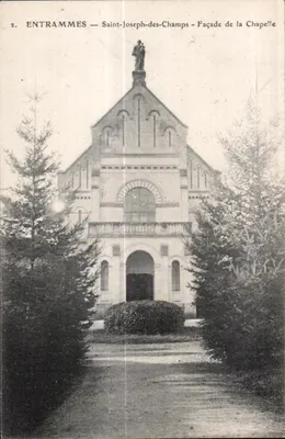 Entrammes — São José dos Campos — Facha da Capela