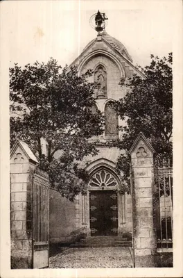 Craon — Mosteiro das Beneditinas do Santo Sacramento — Entrada da Igreja — Fototipo A. Angers