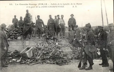 Fragmentos da batalha da Marne na estação de FÈRE-CHAMPENOISE — A.R.