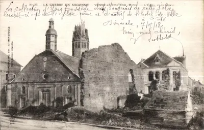 Vienne-le-Château, Marne — A Igreja e a Prefeitura — Ruínas após a guerra na Argônia