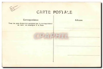 Vendée — Tiffauges, Castelo de "Barbe-Bleue" — O Donjon — Verso