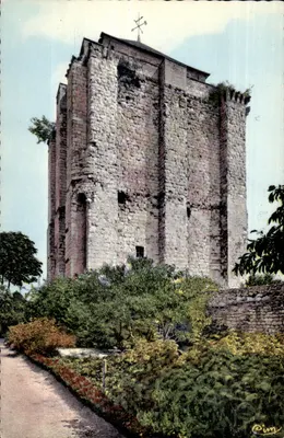 Torre de La Roche-Posay — vista da torre romana — Photocolor, editor Pim