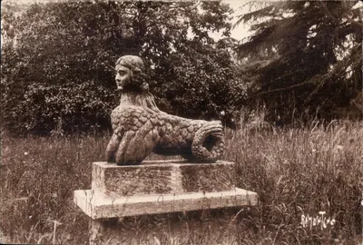 Velhas Pedras de Poitou — A Fada Mélusine — Éditions Artistiques Raymonde Bergevin