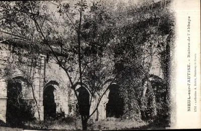Ruínas da Abadia de Fontenay-le-Comte — NIEUL-sur-LAUTISE — Coleção A. Robin