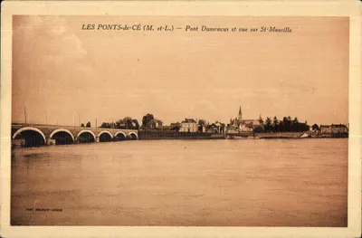 Les Ponts-de-Cé (M. e L.) — Ponte Dumracus e vista de St-Maurille
