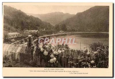 Ilha de Port-Cros (Var) — Baía feminina por sua linha inferior — A Ilha da Fada (Claude Balyne)