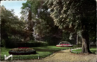 Os jardins da prefeitura — Choisy-le-Roi (Seine) — Edições d'Art Raymon (S.-et-O.)